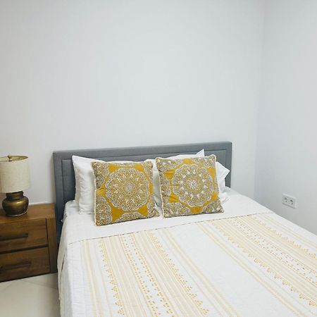 Techas City Center Luxurious Suites & Rooms Praia Exteriör bild