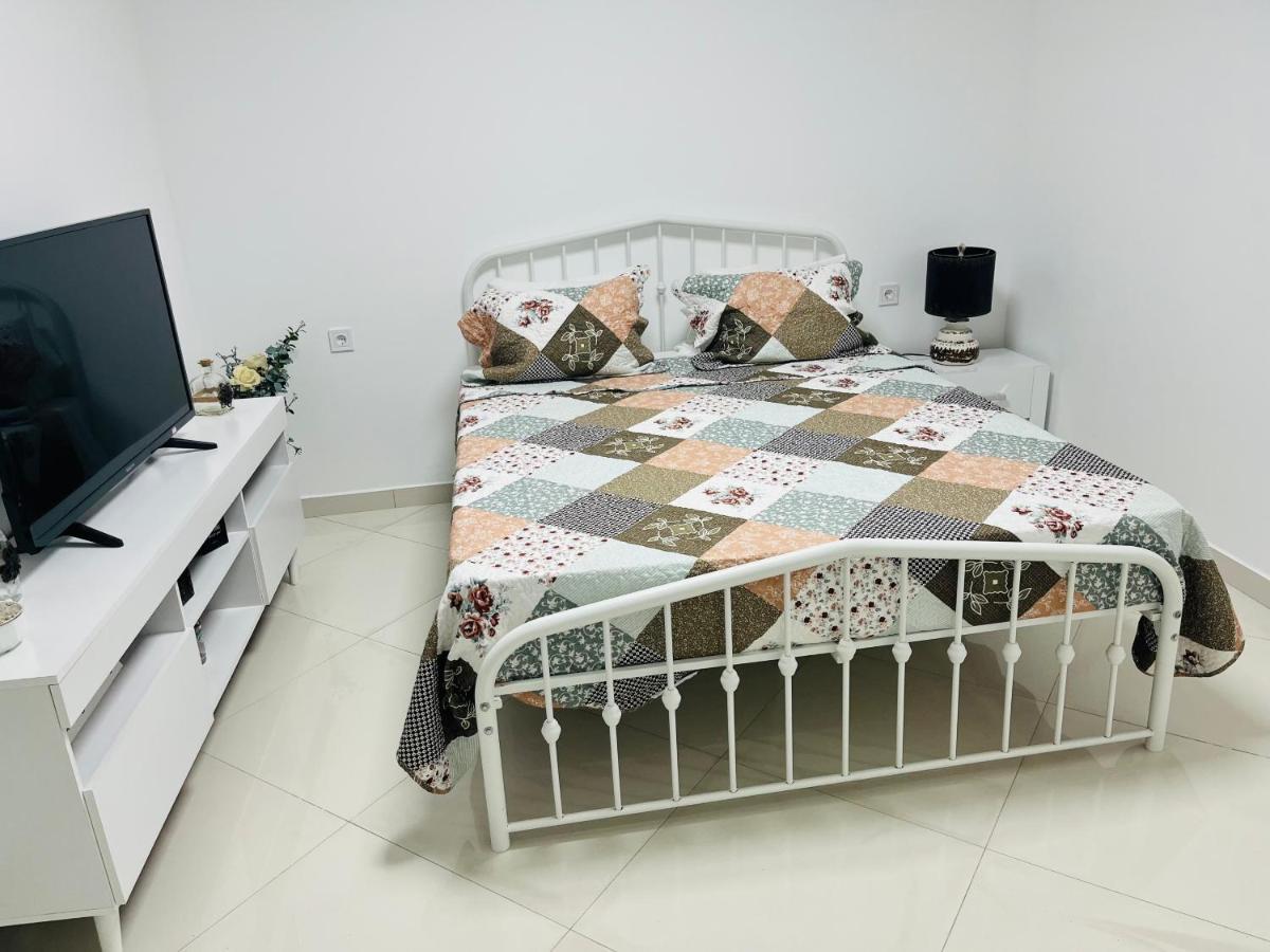 Techas City Center Luxurious Suites & Rooms Praia Exteriör bild